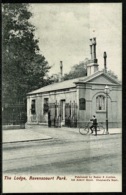 Ref 1249 - Early Postcard - Boy & Bicycle At The Lodge Ravenscourt Park London - London Suburbs