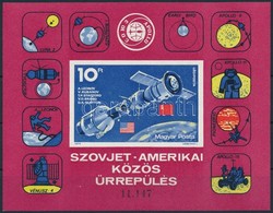 ** 1975 Szovjet-amerikai Közös űrrepülés Vágott Blokk (4.500) - Sonstige & Ohne Zuordnung