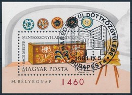 O 1981 Bélyegnap Blokk 'A Magyar Posta Ajándéka' Küldöttközgyűlés Bélyegzéssel (7.000) - Sonstige & Ohne Zuordnung