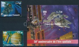 ** 2007 50 éves Az űrutazás Sor Mi 584-585 + Blokk Mi 22 - Autres & Non Classés