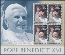 ** 2005 XVI. Benedek Pápa Kisív,
Pope Benedict XVI Minisheet
Mi 2523 - Altri & Non Classificati