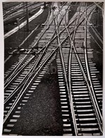 Cca 1975 Jelzés Nélküli, Vintage Fotóművészeti Alkotás (vasúti Sínek), A Magyar Fotográfia Avantgarde Korszakából, 40x30 - Other & Unclassified
