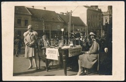 Cca 1925 A Patronázs Egyesület Gyermeknapi Gyűjtése, Fotólap, 8,5×13,5 Cm - Andere & Zonder Classificatie
