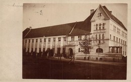 T2 1927 Munkács, Mukacheve, Mukacevo; Internát / Internátus / Boarding School. Photo - Ohne Zuordnung