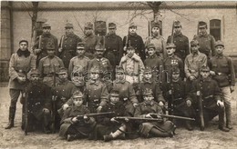 * T4 1917 Budapest, Osztrák-magyar Katonák Csoportképe / WWI Military, Hungarian Soldiers' Group, Schäffer Ármin Photo ( - Sin Clasificación