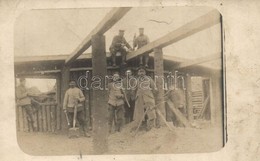 ** T2/T3 WWI German Military, Soldiers' Building A Camp. Photo (fl) - Ohne Zuordnung