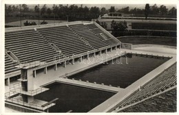 * T2 Berlin, Reichssportfeld, Blick Von Der Deutschen Kampfbahn Auf Das Schwimmstadion / Olympic Swimming Stadium + Reic - Non Classés