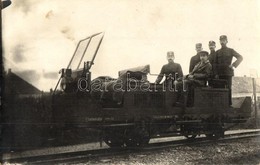 ** T2 Vlastnáváha 1220 Kg. Vzdianelost Podvozkov 205 M / Slovakian Rail Car With Railwaymen. Photo - Ohne Zuordnung