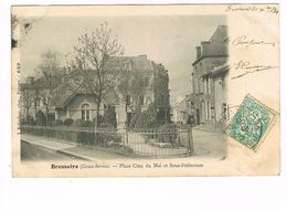 CPA (79) Bressuire.Place Cinq Du Mai .Sous Préfecture. Erreur De Frappe.(1196) - Bressuire