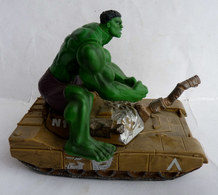 FIGURINE HULK SUR UN CHAR 2003 MARVEL - Marvel Heroes