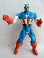 FIGURINE CAPTAIN AMERICA TOY BIZ INC 1996 (2) - Heroes De Marvel