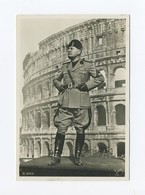 1938 Italien Propagandakarte Der Duce Benito Mussolini Vor Dem Colosseum Foto V. Vite - Oorlogspropaganda