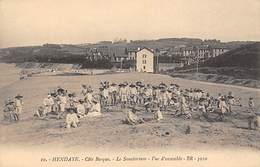 Hendaye        64      Le Sanatorium De Paris  Enfants Sur La Plage .  BR 3010    (voir Scan) - Hendaye