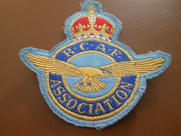 Aviation / Canada/ R.C.A.F. Association/ Royal Canada  Air Force / Vers 1960 -1980       ET240 - Scudetti In Tela