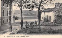 Hendaye          64         Vue Sur Fontarabie      2 Cartes Dont 1 Abimée     (voir Scan) - Hendaye