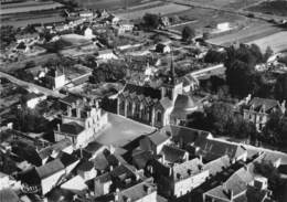 MAINE ET LOIRE  49  THOUARCE  LA PLACE ET L'EGLISE - VUE AERIENNE - Thouarce