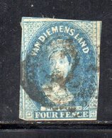 W1039 - TASMANIA 1857 :  4 D. Usato Con Filigrana "4" CAPOVOLTA. Non Catalogato. Margini Stretti - Usados