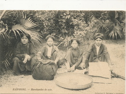 Silk Seller In Haiphong Vietnam . Marchandes De Soie - Marchands