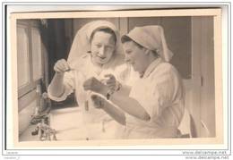 Photographie  Infirmières - Laborantines - Unclassified