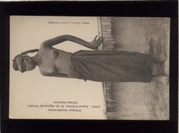 Afrique Occidentale  Guinée Jeune Femme De La Région De Timbo Fouta Dn   édit. Fortier N° 1008  Femme Aux Seins Nus Nue - French Guinea