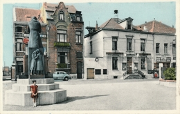 RUISBROEK - Gemeenteplaats En Gemeentehuis - Sint-Pieters-Leeuw