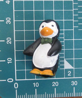 PINGUINO Figure - Pájaros