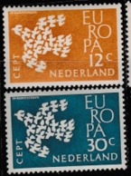 1961 MINT STAMPS SET  ON EUROPA FROM HOLLAND /COMMON DESIGN - DOVE ,WITH 19 DOVES SYMBOLIZING 19 MEMBER NATIONS - 1961