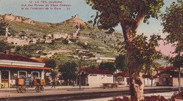 07 /LE TEIL / VUE DES RUINES DU CHATEAU ET DE L INTERIEUR DE LA GARE - Le Teil