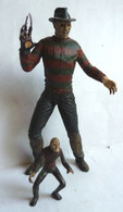 Rare FIGURINE MC FARLANE TOYS 2 Figurines FREDDY KRUEGER A NIGHTMARE ON ELM STREET 1998 - Autres & Non Classés