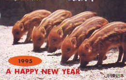 Carte Prépayée Japon * YEAR Of The PIG (己亥) ZODIAC * (733) COCHON *  PREPAIDCARD JAPAN * TK * SCHWEIN * PORCO * VARKEN - Sternzeichen