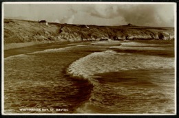 Ref 1254 - 1952 Real Photo Postcard - Whitesands Bay St Davids Pembrokeshire Wales - Pembrokeshire