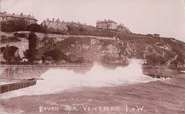 Angleterre Isle Of Wight, Rough Sea Ventnor, Bord De Mer (28.10.1909) - Ventnor
