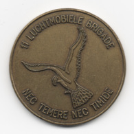 Netherlands: 11 Luchtmobiele Brigade. Military Coin, Medal - Autres & Non Classés