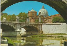 V3583 Roma - Uno Scorcio Della Cupola Di San Pietro Dal Fiume Tevere / Non Viaggiata - Fiume Tevere