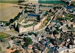 37 LE GRAND PRESSIGNY Vue Aérienne Générale - Le Château CPM Ed. Combier - Le Grand-Pressigny