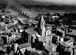 CPSM   Mazan   L'église  Et Le Bourg - Mazan