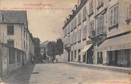 Oloron Sainte Marie      64            Mairie Et Avenue De La Halle      (voir Scan) - Oloron Sainte Marie