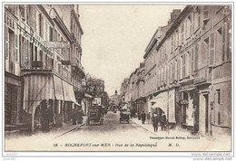 ROCHEFORT ..-- 17 . CHARENTE MARITIME ..-- 1921 Vers SOLESME . Voir Verso . - Rochefort