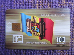 The First Issued Chip Phonecard,Flag And Arca Triumfala,used With Tiny Scratch - Moldavia