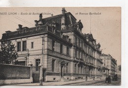 Cpa.69.Lyon. Ecole De Santé Militaire Et Avenue Berthelot - Lyon 8