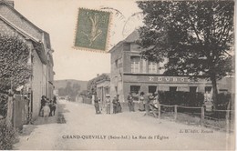 76 - LE GRAND QUEVILLY - La Rue De L' Eglise - Le Grand-Quevilly