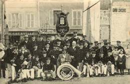 080119 - 28 COURVILLE - La Fanfare - Musique Tambour Trompette Tubiste - Courville