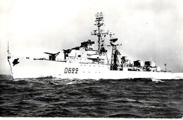 CPA-1955-ESCORTEUR D Escadre-D622-KERSAINT-Désarmé En 3/3/1984-TBE - Warships