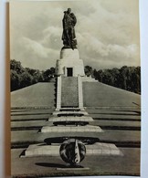 #495  Soviet War Memorial In Treptower Park - BERLIN, GERMANY - Postcard 1964 - Treptow