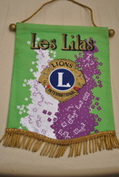 Rare Fanion Lion's Club Les Lilas - Altri & Non Classificati