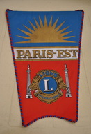 Rare Fanion Lion's Club Paris-Est - Andere & Zonder Classificatie