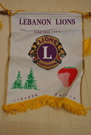 Rare Fanion Lion's Club Lebanon Oregon USA - Autres & Non Classés