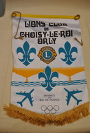 Rare Fanion Lion's Club Choisy Le Roi -Orly - Otros & Sin Clasificación