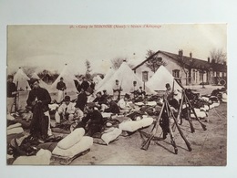 AK Camp De Sissonne (Aisne) - Seance D’Astiquage Soldats Francais - Caserme