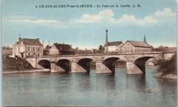 49 - CHATEAUNEUF Sur SARTHE -- Le Pont Sur La Sarthe - Chateauneuf Sur Sarthe